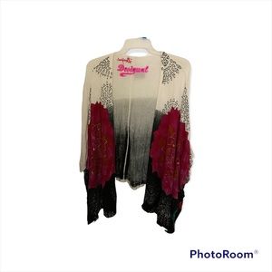 Lovely Desigual Sweater